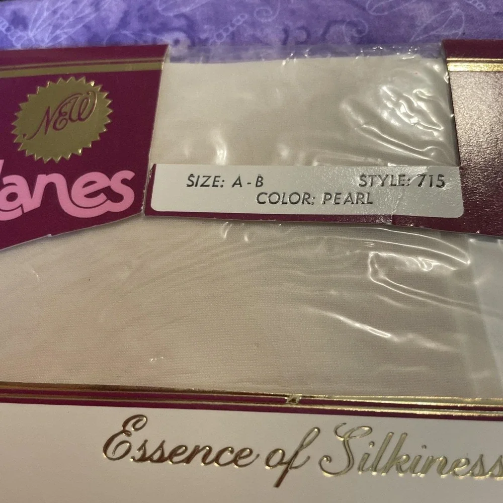 Hanes vintage silk